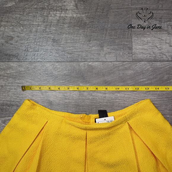 H&M Lined A Line Shirt Size 6 - Picture 3 of 5